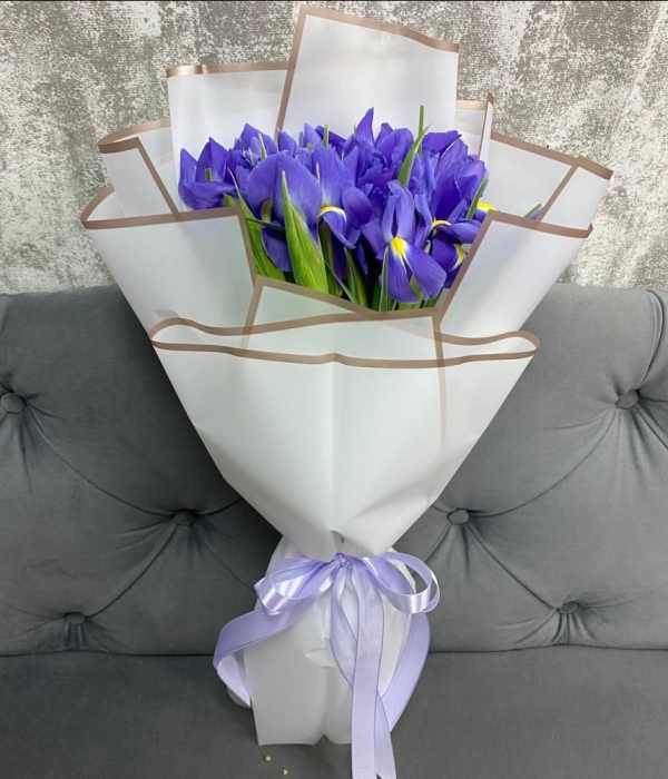 Букет из 25 ирисов  #4604