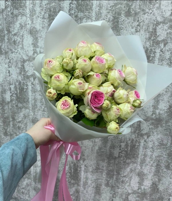 Букет из 9 пионовидных роз Дедикейшн #4605