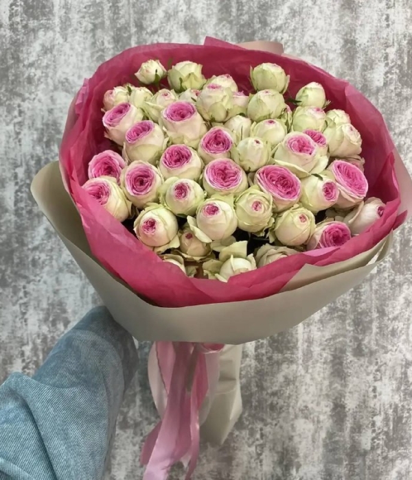 Букет из 9 пионовидных роз Дедикейшн #4605