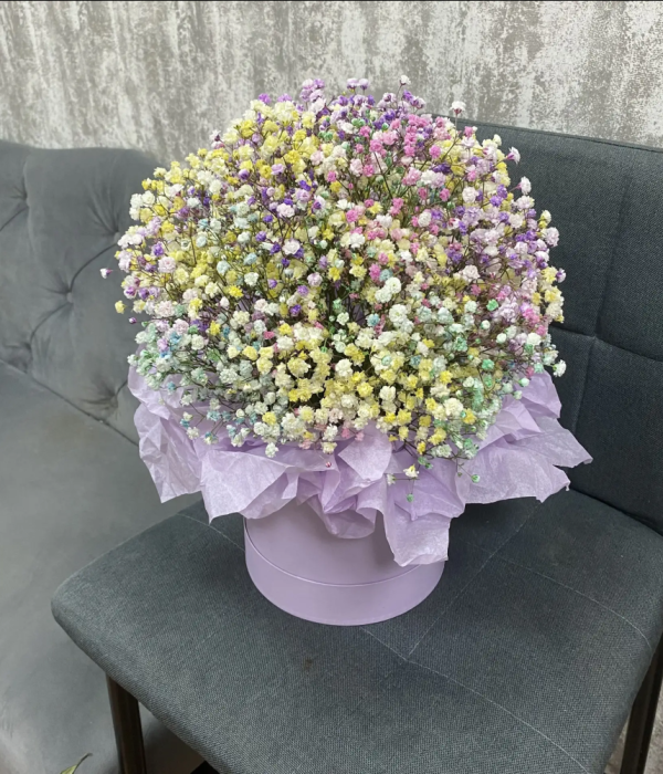 Композиция с цветной гипсофилой #4605