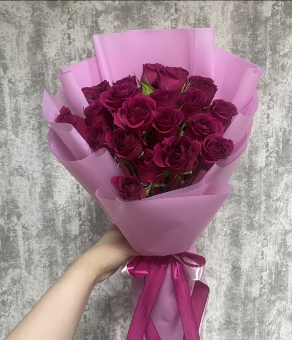 Букет из 9 кустовых роз #4649