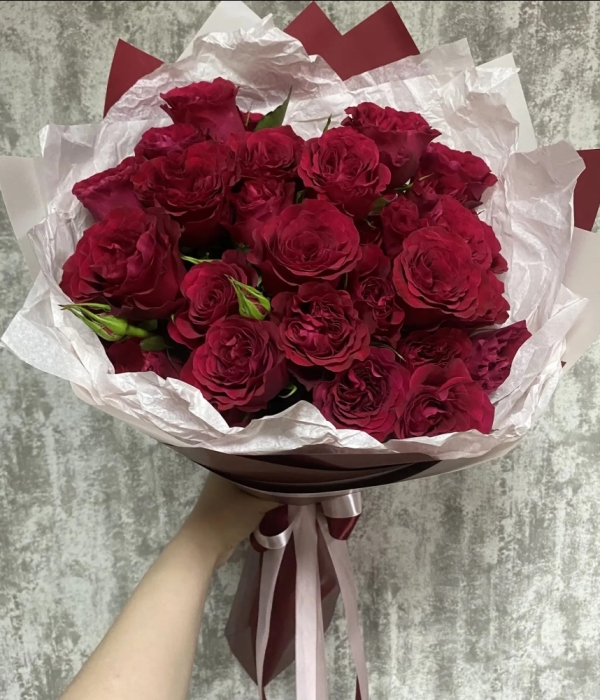 Букет из 9 кустовых роз Эквадор #4556