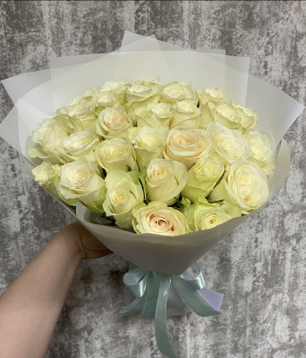 Букет из 29 роз #4681