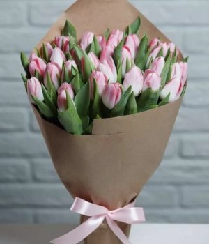 Букет из розово-белых тюльпанов (49 шт) #69
