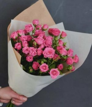 Букет из кустовых роз ( 9 шт) #1388