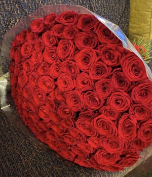 Букет из 101 красной розы (70 см) #1539