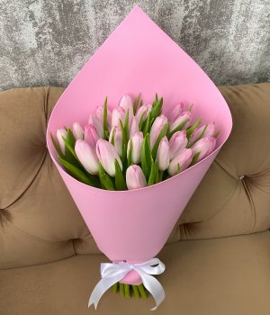 Букет из бело-розовых тюльпанов (25 шт) #1755