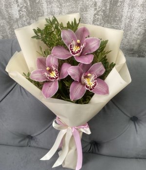 Букет-комплимент из розовых орхидей #2320