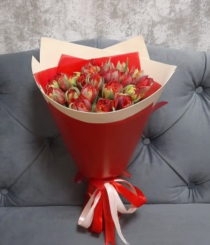 Букет из красных пионовидных Тюльпанов (25 шт) #2560