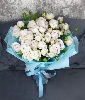 Букет из 15 кустовых роз Сильвер Баблс (40 см ) #3932