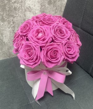 19 розовых  роз в шляпной коробке #1306