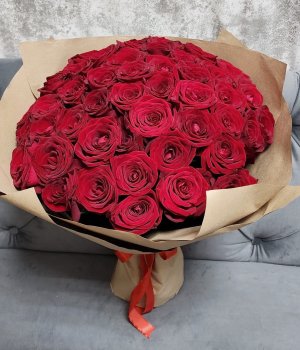 Букет из 51 красной розы (70 см) #519