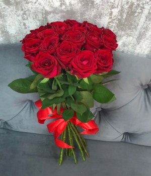 Букет из 15 красных роз ( 50 см) #1941
