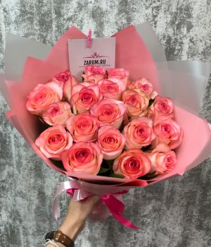 Букет из 19 роз Джумилия (50 см) #386