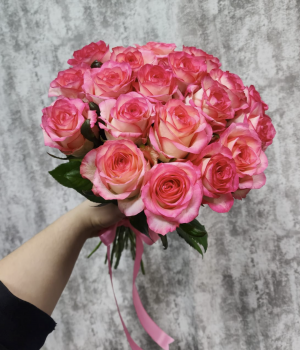 Букет из 19 роз Джумилия (50 см) под ленту #3616