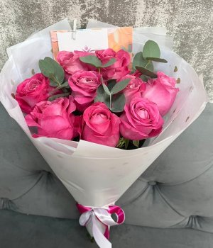Букет из 9 розовых роз Ол фл Лав и эвкалипта  (50 см ) #1719