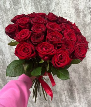 Букет из 29 красных роз (50 см) #1240