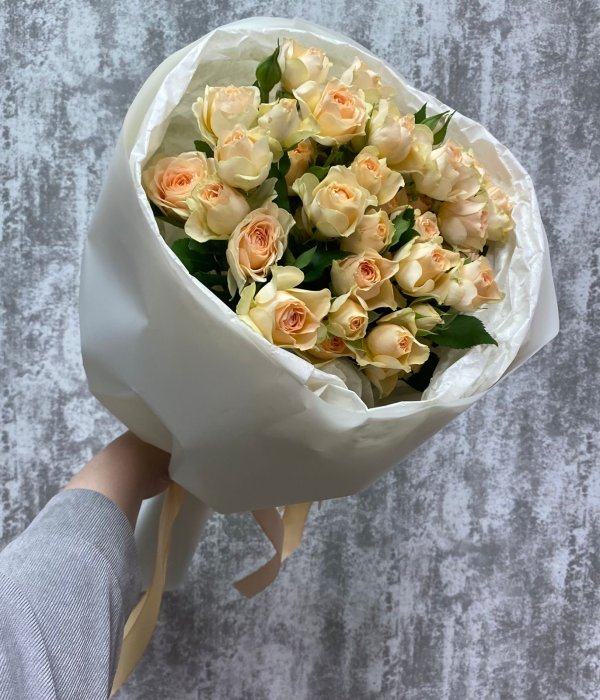 Букет из 9 кустовых роз Сансерри #4423
