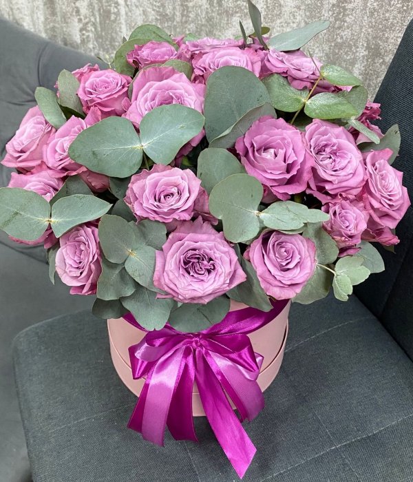 29 роз Маритим в розовой  шляпной коробке #3077