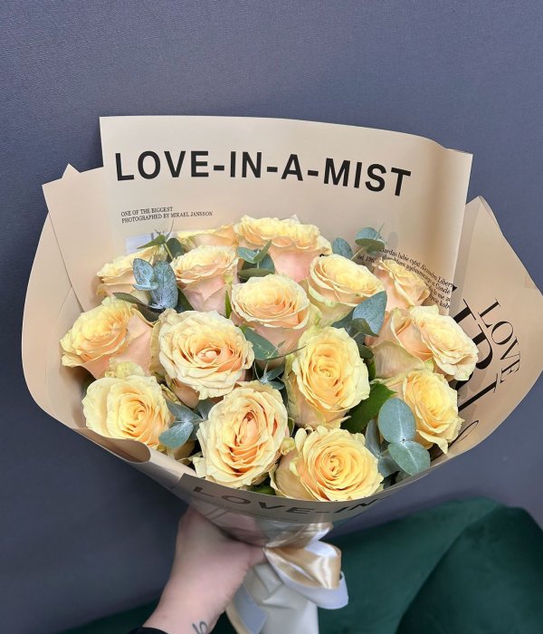 Букет из 15 Кенийских роз 50 см #4478