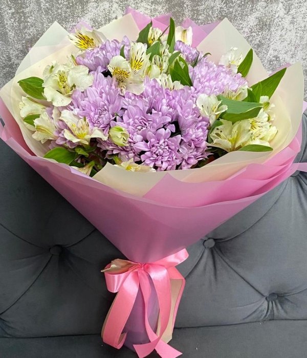 Микс из белых альстромерий и кустовых хризантем #4434