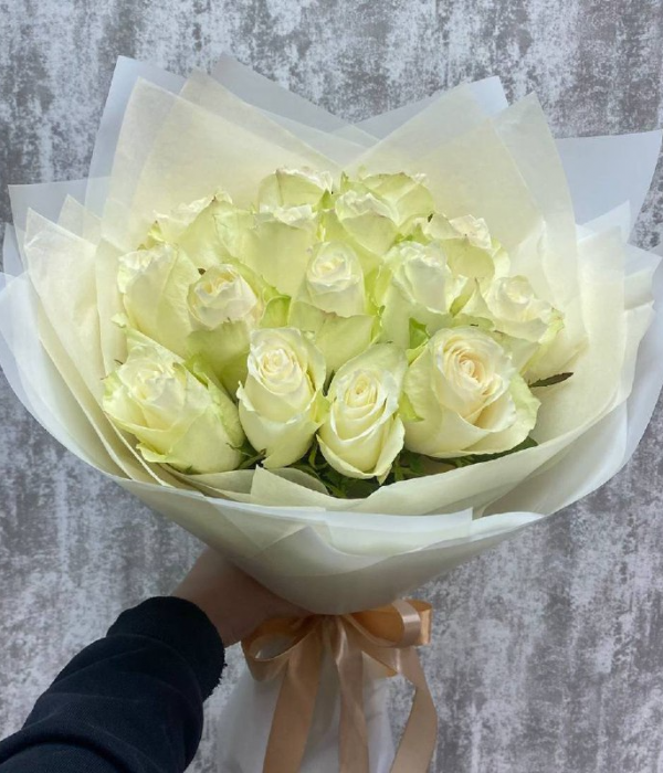 Букет из 15 роз Афена #4524
