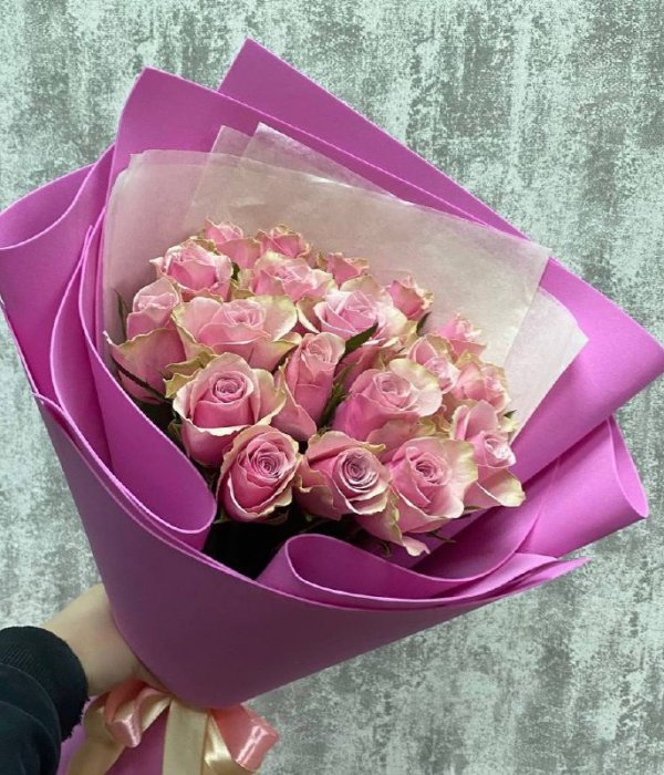 Букет из 19 роз Афена Роял #4513