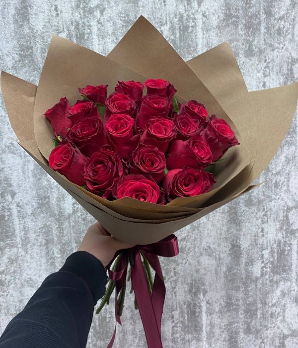 Букет из 19 роз Родос (45 см) #4478