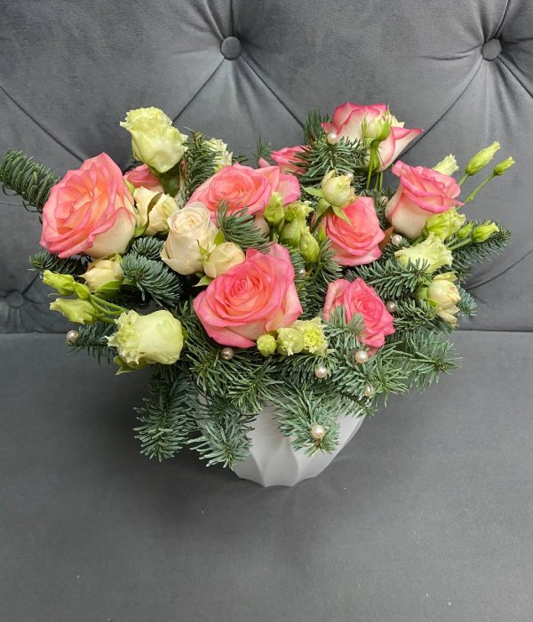 Композиция в кашпо 